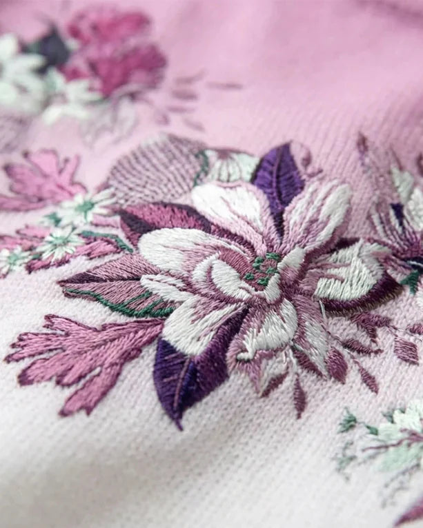 Linara - Blumenpullover mit Weichem Kragen