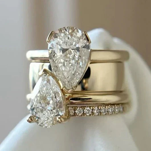 Retro Doppel-Zirkonia Tropfenring