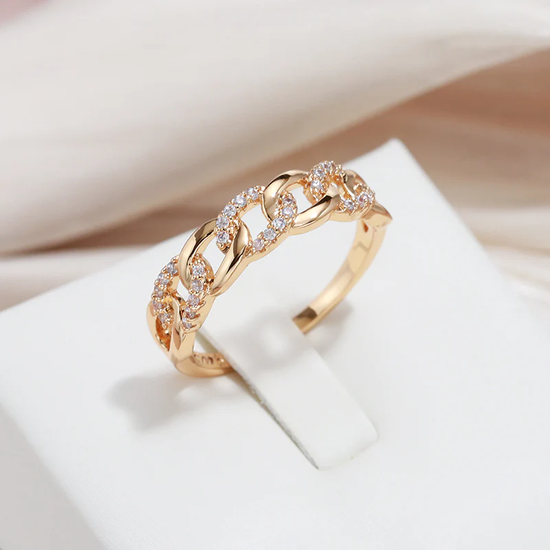 Stylish Gold Chain Ring